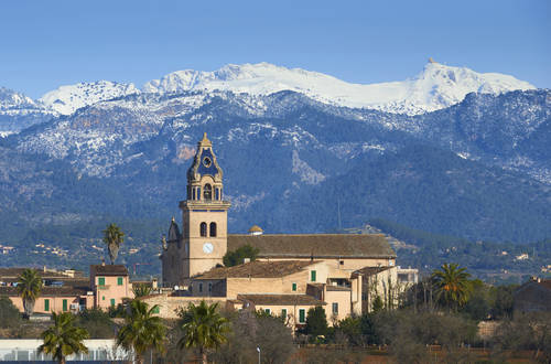 Santa Maria del Camí – ländliches Idyll mit beeindruckender Bergkulisse